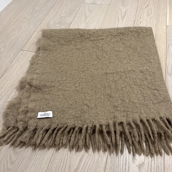 Restoration Hardware RH Mohair Angora Wool Throw Blanket Brown Tan Camel - Picture 1 of 4